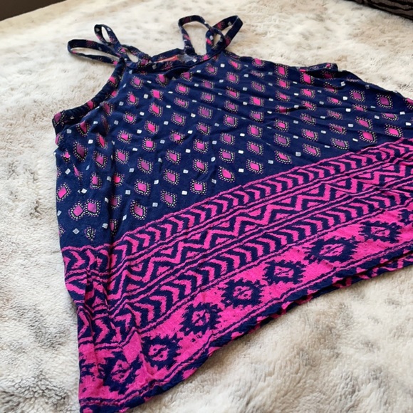 Tank 💘 - Picture 3 of 6